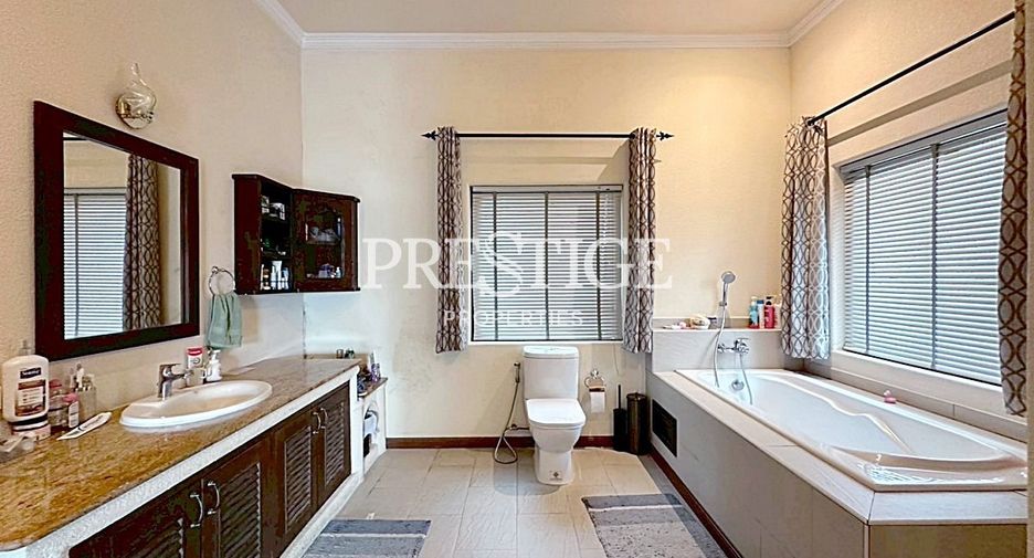 For rent 4 bedrooms house in Bang Lamung, Chonburi