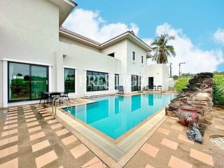 For rent 4 bedrooms house in Bang Lamung, Chonburi
