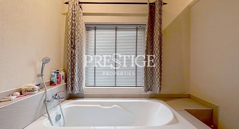 For rent 4 bedrooms house in Bang Lamung, Chonburi