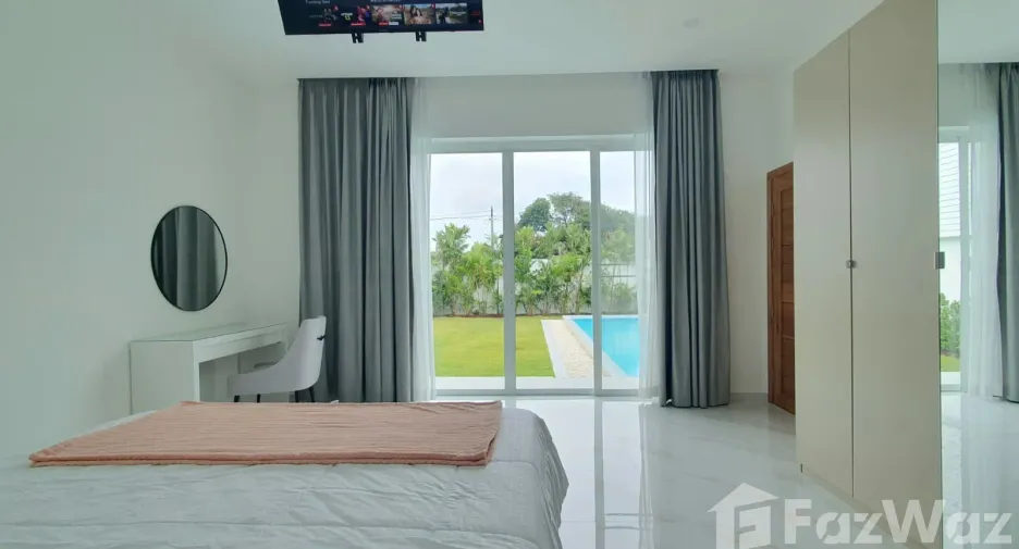 Villa en alquiler de 3 habitaciones en Mueang Phuket, Phuket