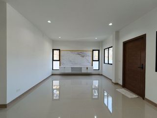 Casa en venta de 3 habitaciones en San Sai, Chiang Mai
