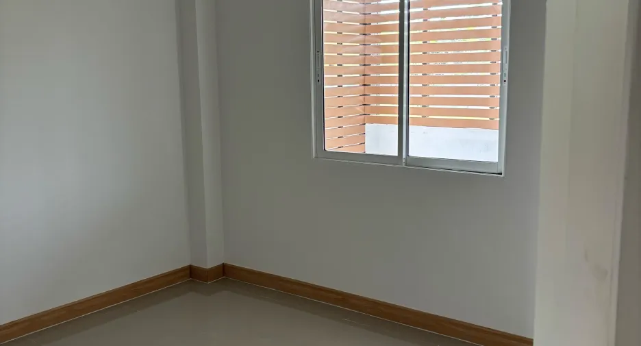 For sale 4 ベッドルーム house in San Sai, Chiang Mai