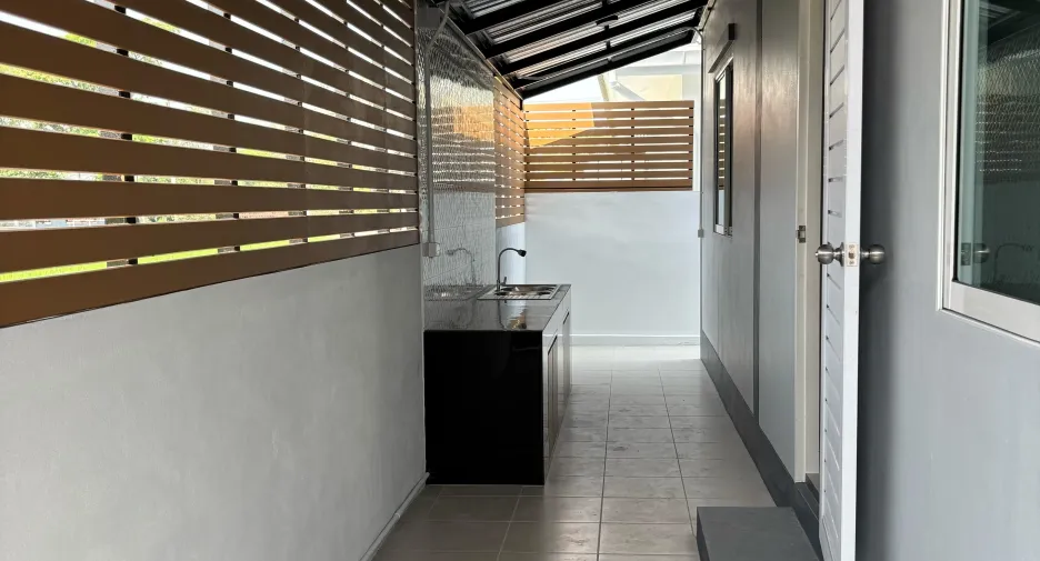 For sale 4 ベッドルーム house in San Sai, Chiang Mai