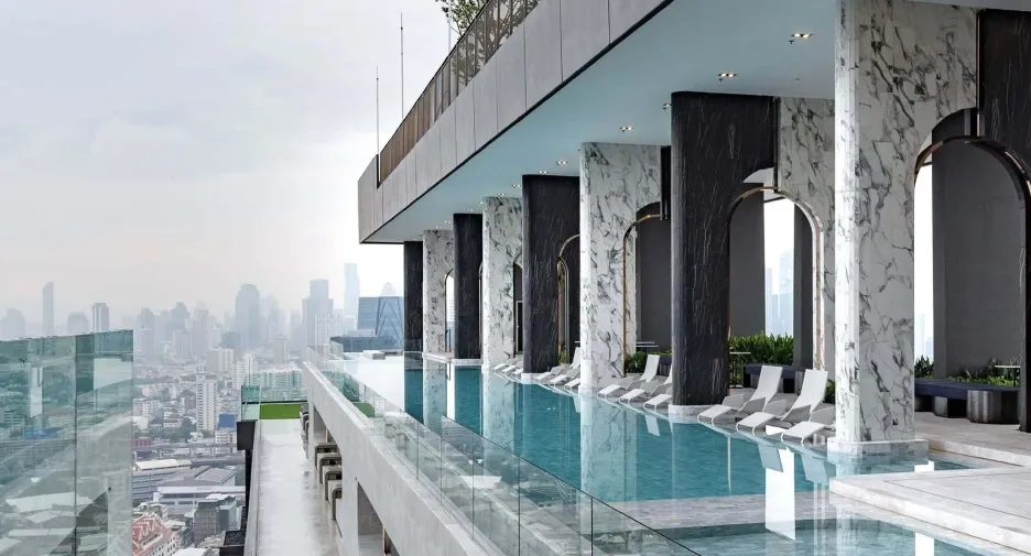 For rent 2 bedrooms condo in Khlong Toei, Bangkok