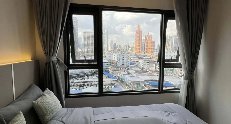For rent 2 bedrooms condo in Khlong Toei, Bangkok