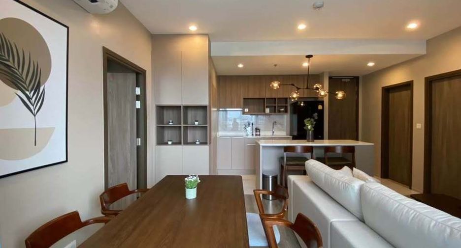 For rent 2 bedrooms condo in Bang Na, Bangkok