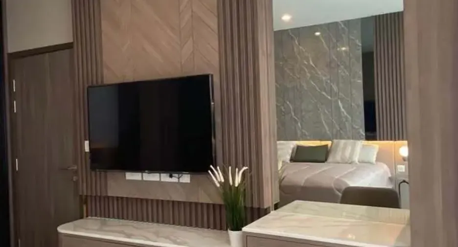 For rent 2 bedrooms condo in Bang Na, Bangkok
