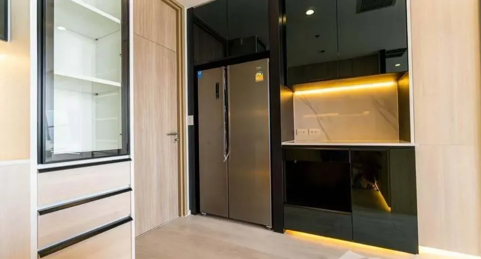 Wohnung zur Miete mit 2 Zimmer in Pathum Wan, Bangkok