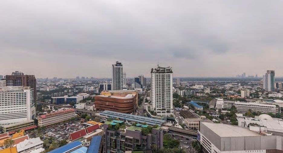 For rent and for sale 2 bedrooms condo in Khlong Toei, Bangkok