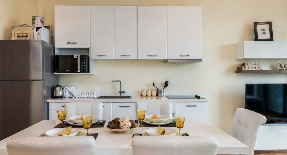 For rent and for sale 2 bedrooms condo in Khlong Toei, Bangkok