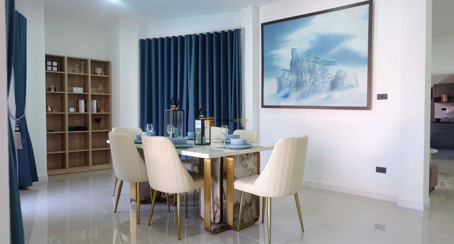 Casa en alquiler y en venta de 3 habitaciones en Bang Lamung, Chonburi