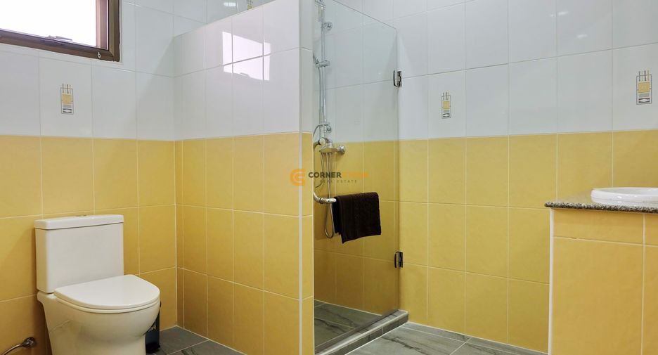 Casa en alquiler y en venta de 3 habitaciones en Bang Lamung, Chonburi