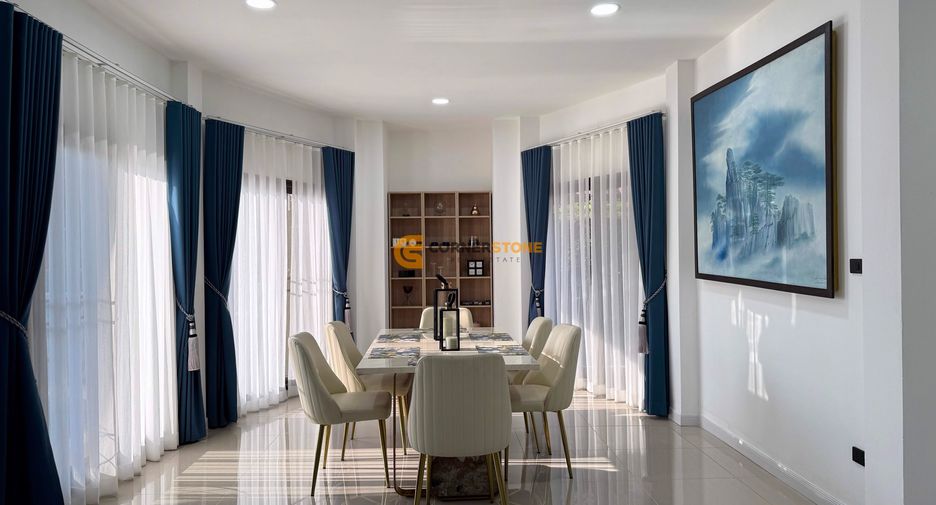 Casa en alquiler y en venta de 3 habitaciones en Bang Lamung, Chonburi