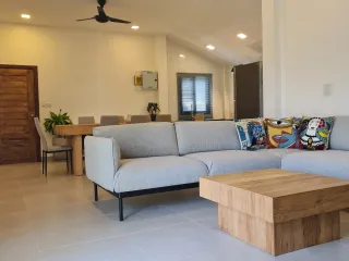 For sale 2 bedrooms villa in Mueang Chiang Rai, Chiang Rai