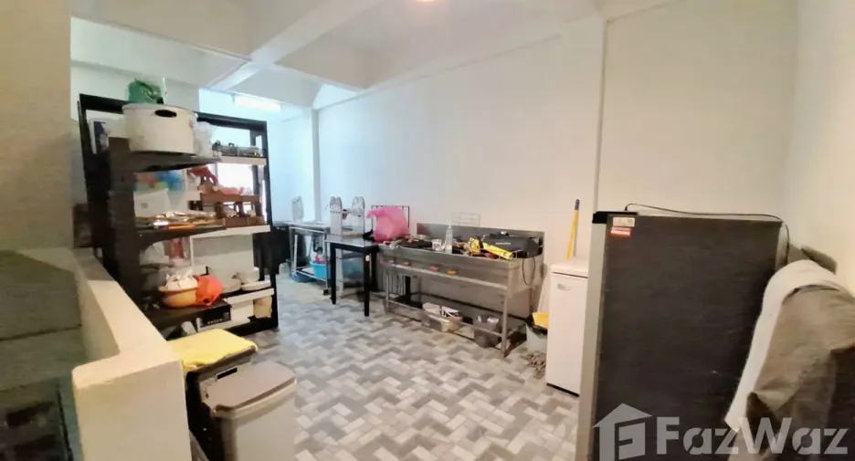 For sale 2 bedrooms retail Space in Mueang Khon Kaen, Khon Kaen