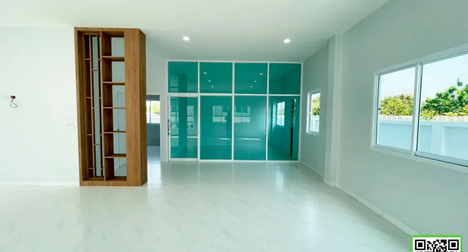 For sale 4 bedrooms house in Mueang Uttaradit, Uttaradit