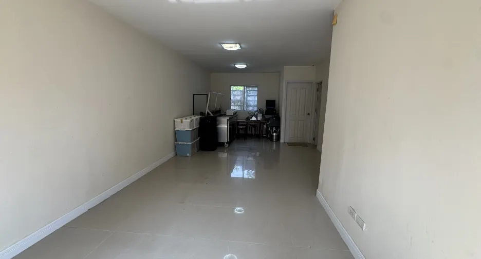For sale 3 bedrooms house in Mueang Nonthaburi, Nonthaburi
