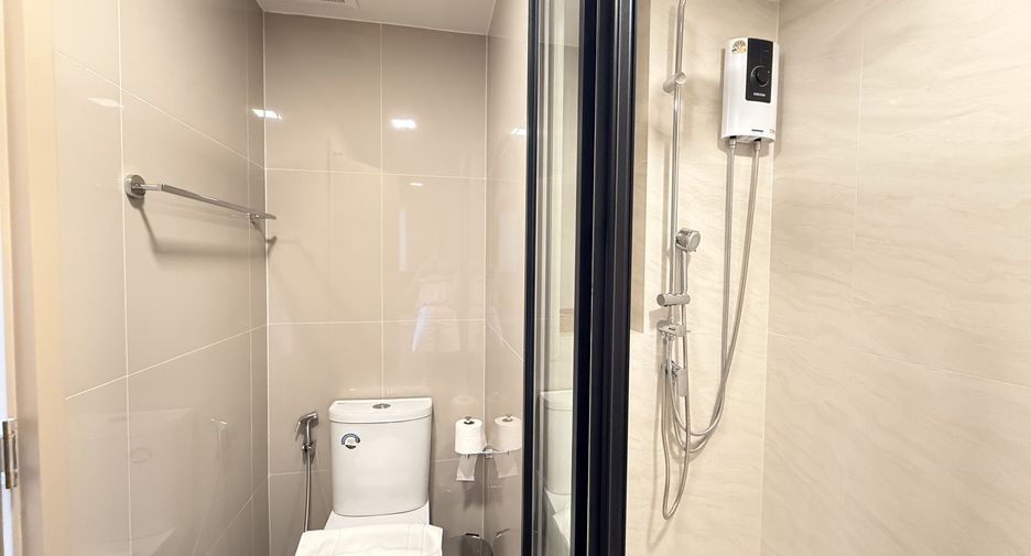 For rent 3 bedrooms apartment in Mueang Phuket, Phuket