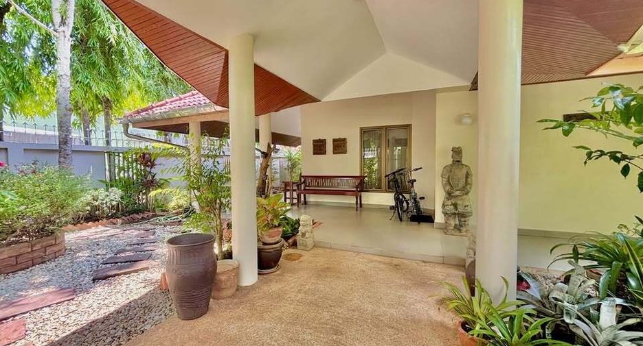 For sale そして for rent 4 ベッドルーム house in Mueang Phuket, Phuket