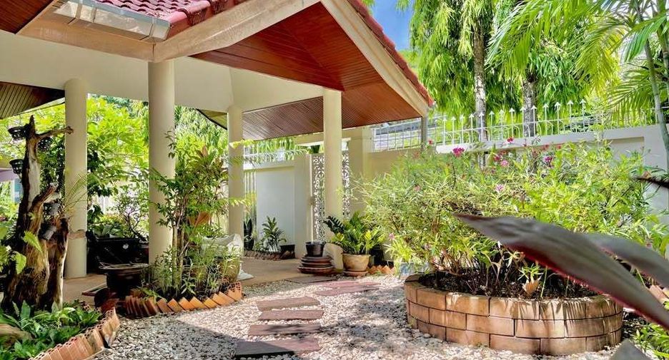 For sale そして for rent 4 ベッドルーム house in Mueang Phuket, Phuket