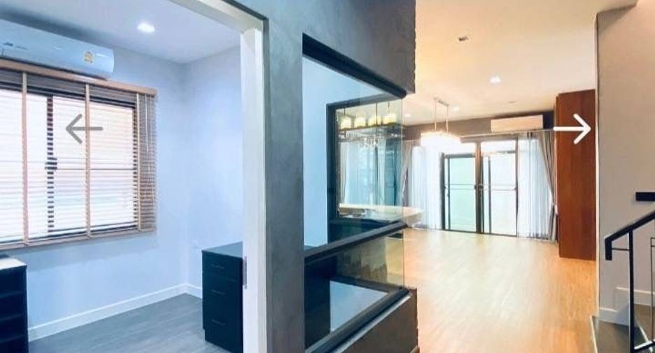 For sale 4 bedrooms house in Saphan Sung, Bangkok