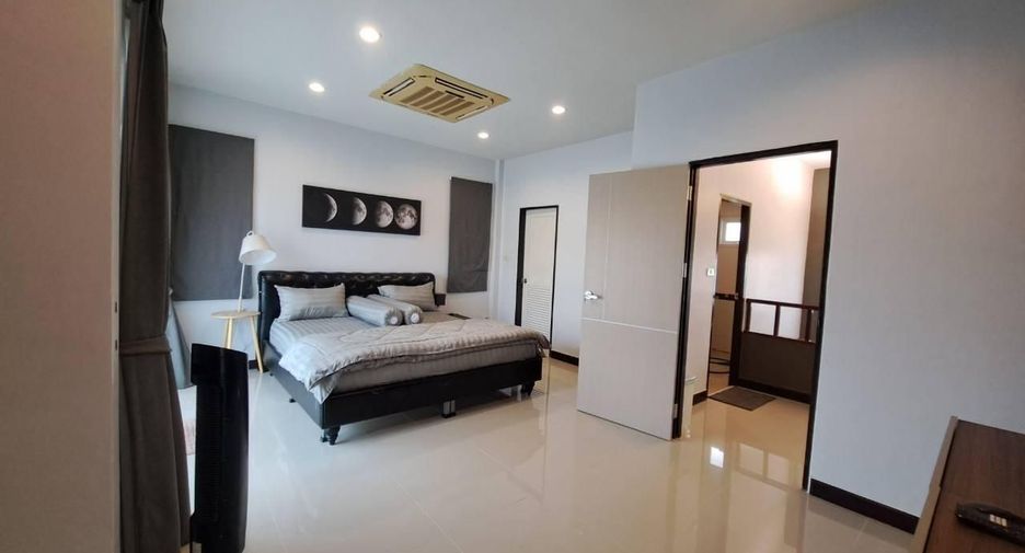 For rent 3 bedrooms townhouse in Thalang, Phuket