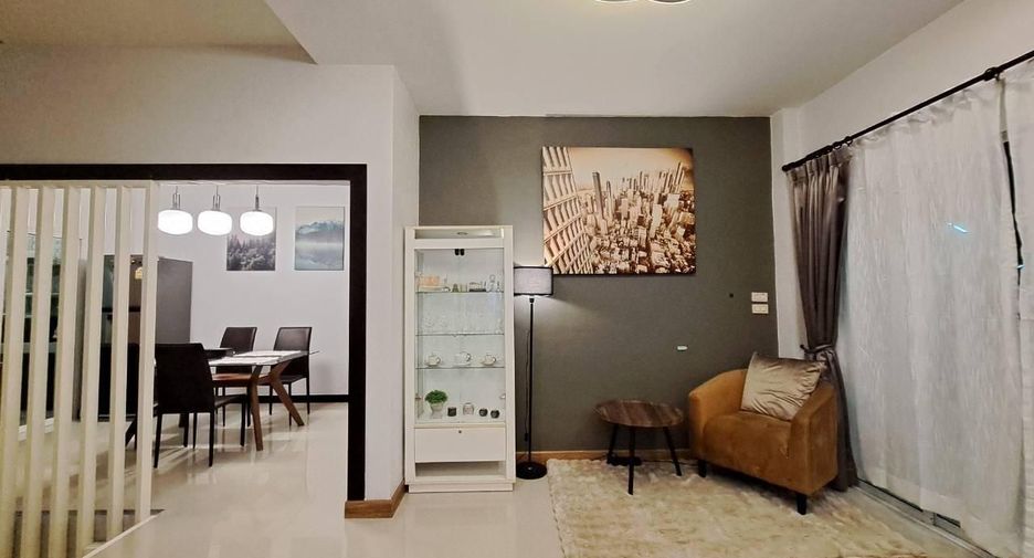 For rent 3 bedrooms townhouse in Thalang, Phuket
