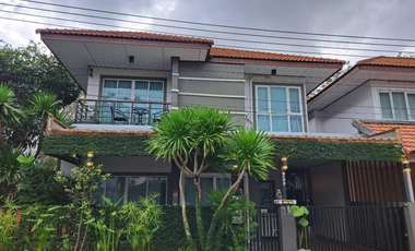 For rent 3 bedrooms townhouse in Thalang, Phuket