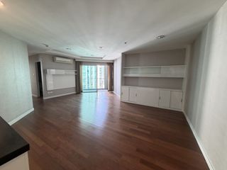 For rent 2 ベッドルーム condo in Huai Khwang, Bangkok