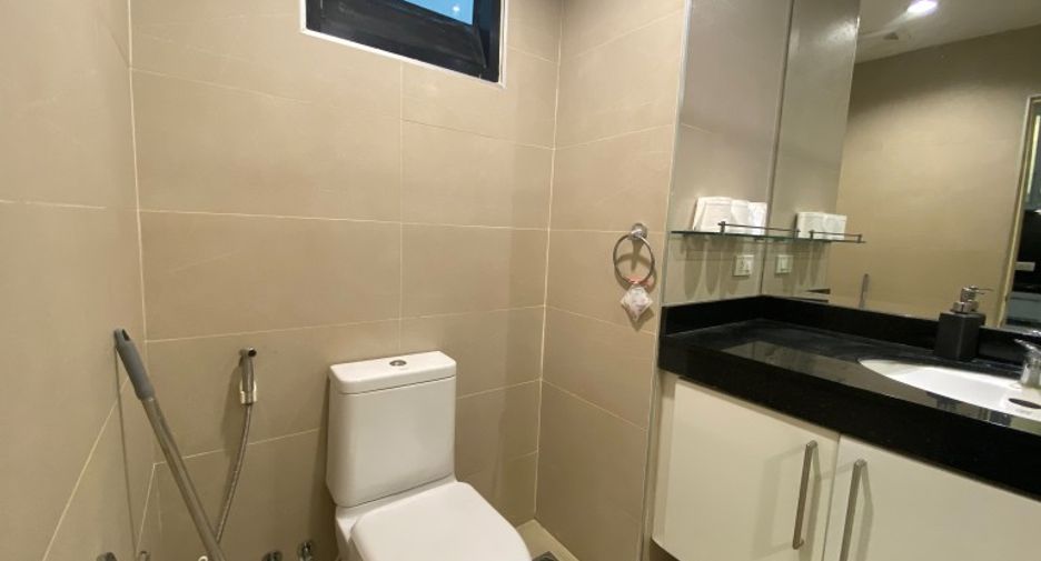 À vendre 2 chambres condo à Bang Lamung, Chonburi