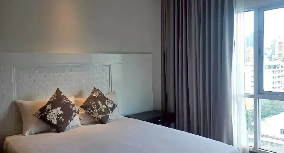 For rent 4 bedrooms condo in Pathum Wan, Bangkok