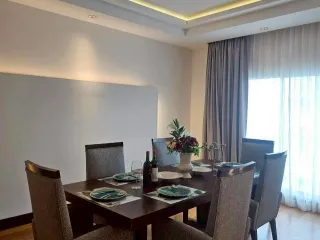 For rent 4 bedrooms condo in Pathum Wan, Bangkok