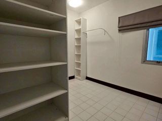 For rent 4 bedrooms condo in Pathum Wan, Bangkok