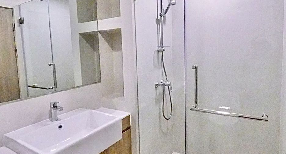 For rent 1 Beds condo in Khlong Toei, Bangkok