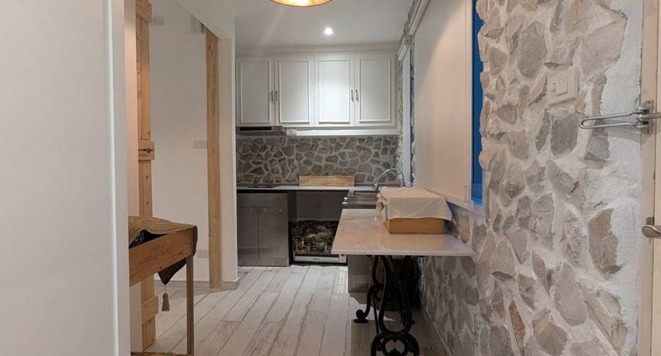 Wohnung zum Kauf mit 1 Zimmer in Yan Nawa, Bangkok