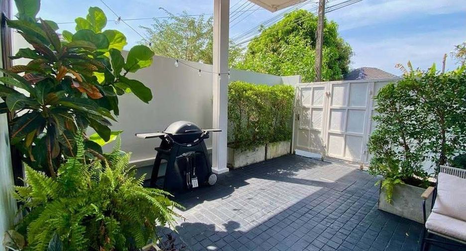 For sale 3 ベッドルーム house in Mueang Phuket, Phuket