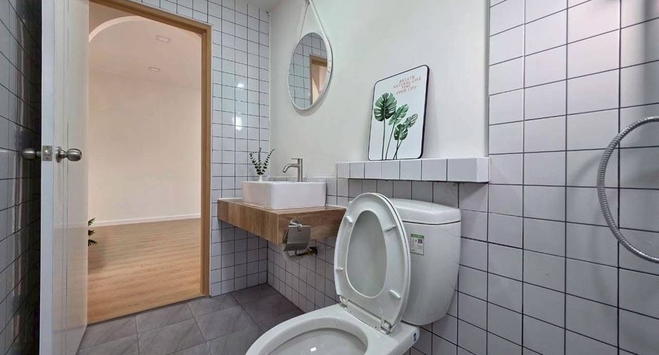 For sale 2 bedrooms house in Mueang Chiang Mai, Chiang Mai