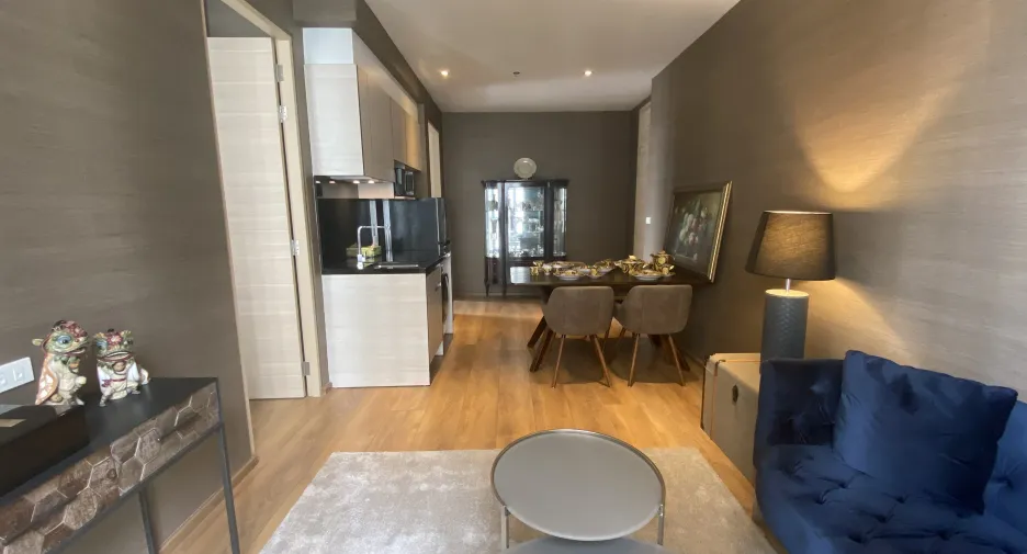 For sale 2 bedrooms condo in Khlong Toei, Bangkok