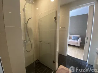 For sale 2 bedrooms condo in Khlong Toei, Bangkok