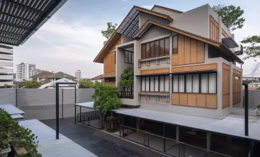 出租 5 卧室 独立屋 在 Chatuchak, 曼谷