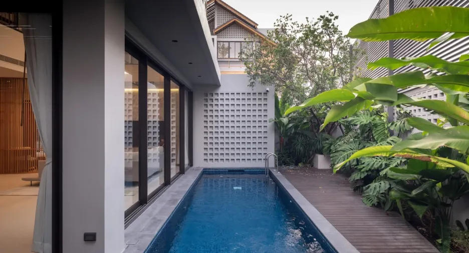 For rent 5 bedrooms house in Chatuchak, Bangkok
