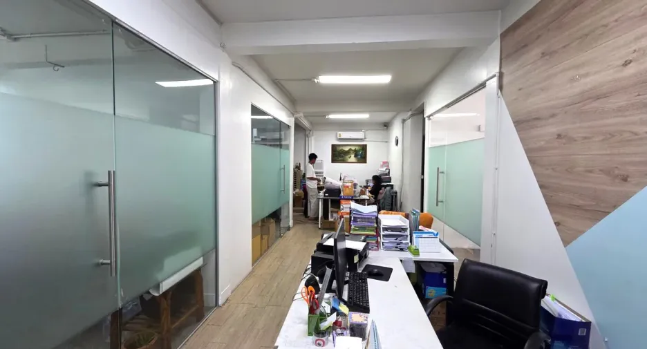 For rent retail Space in Sathon, Bangkok