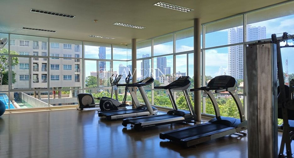 For rent 2 bedrooms condo in Bang Lamung, Chonburi