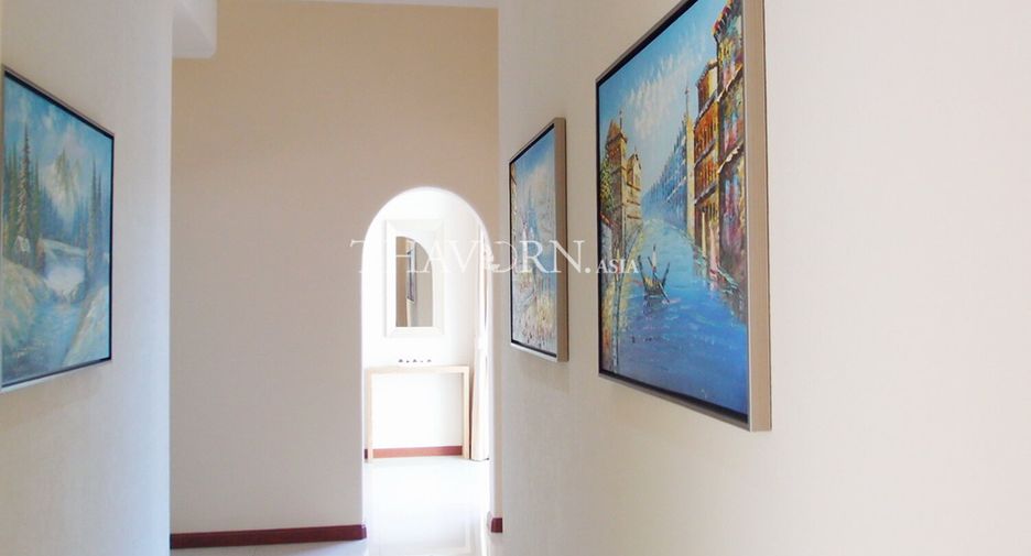 For rent 4 bedrooms house in Bang Lamung, Chonburi