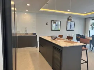 Haus zur Miete mit 5 Zimmer in Bang Lamung, Chonburi