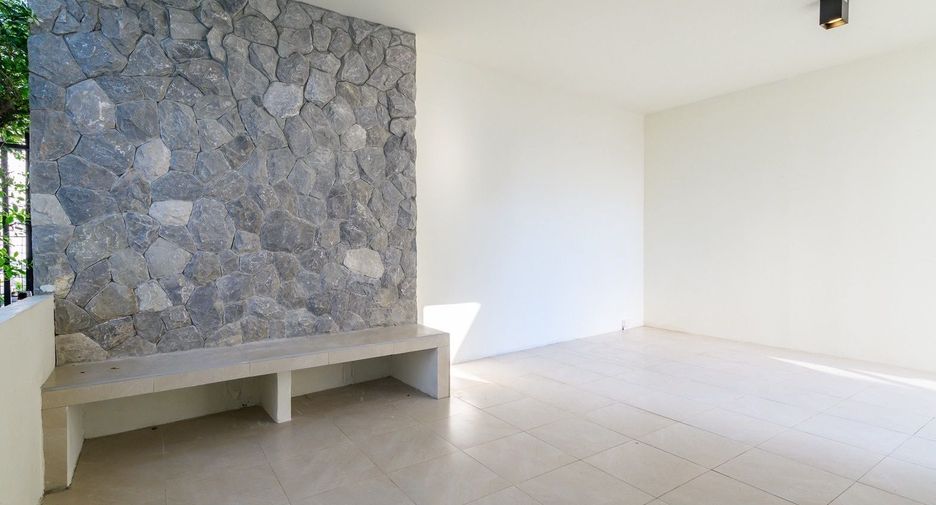 For sale 2 ベッドルーム house in Bang Lamung, Chonburi