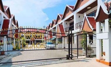 For rent 4 bedrooms townhouse in Bang Lamung, Chonburi
