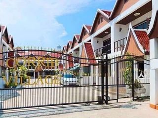 For Rent 4 Bedroom Townhouse In Bang Lamung, Chonburi