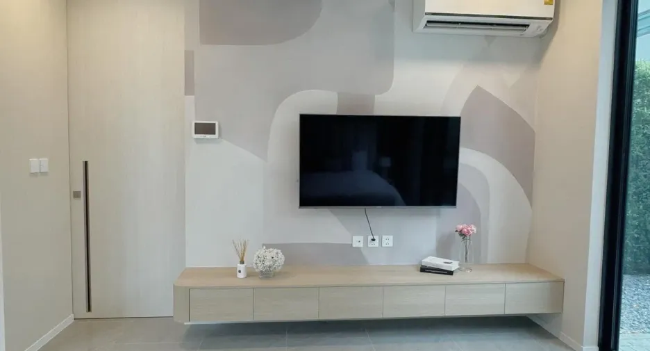 For rent 4 bedrooms house in Saphan Sung, Bangkok