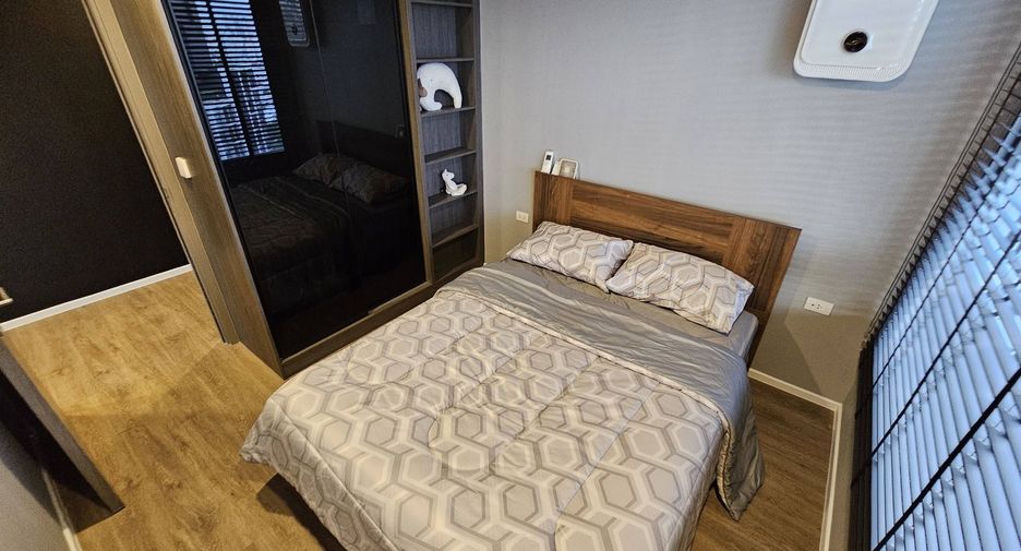 For sale 2 bedrooms condo in Huai Khwang, Bangkok